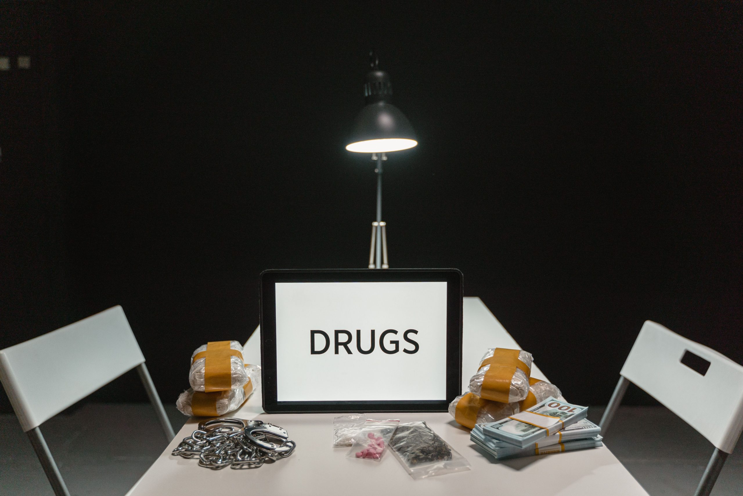 paragraph drug addiction